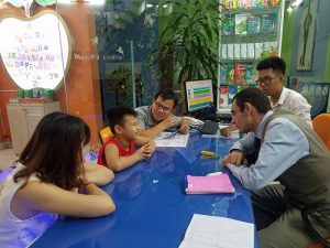 phòng phỏng vấn học viên tại Anh Ngữ Let's Talk Biên Hòa
