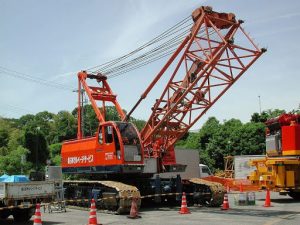 xe cẩu bánh xích